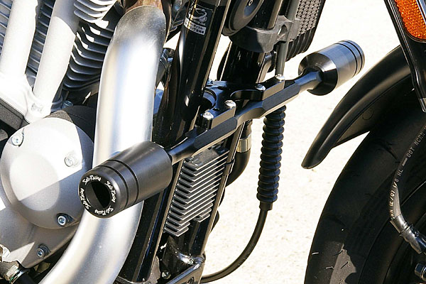 How many have engine guards on bikes? [Archive] - The Sportster and Buell  Motorcycle Forum - The XLFORUM®