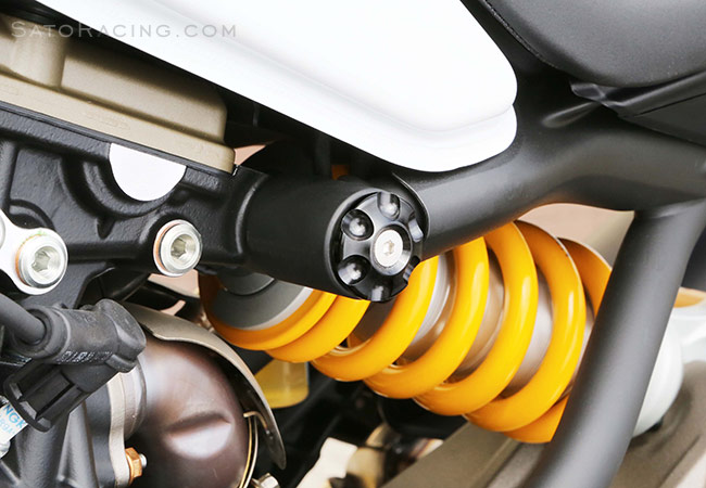 SATO RACING Frame Plugs on a Ducati Monster 1200 / 821