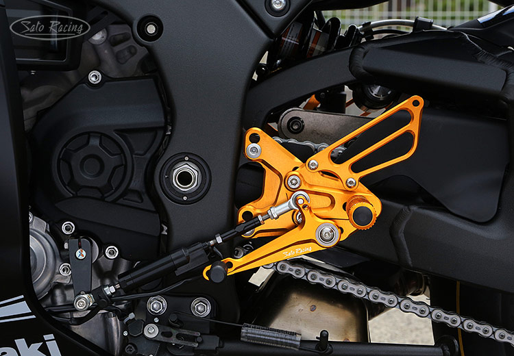 SATO RACING Reverse Shift Rear Sets in Gold (L-side) for 2021+ Kawasaki ZX-10R