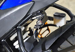 SATO RACING Suzuki GIXXER 250 / SF Helmet Lock