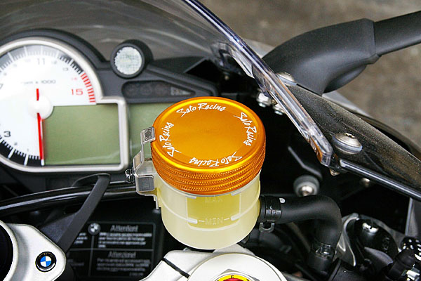 Brake fluid reservoir cap FC-N52-G on a BMW S1000RR