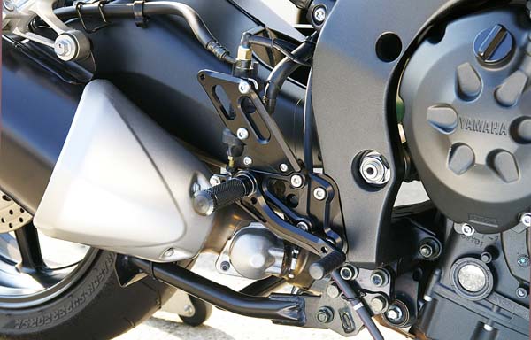 SATO RACING Yamaha FZ1 ('06-'15)/ FZ8 Rear Sets [R]-side