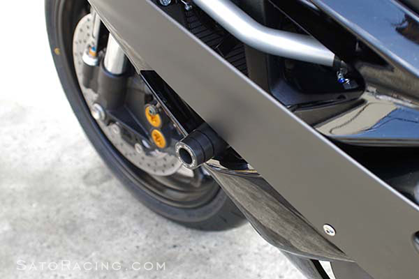 SATO RACING 'No Cut' Frame Sliders for 2006-07 Yamaha R6