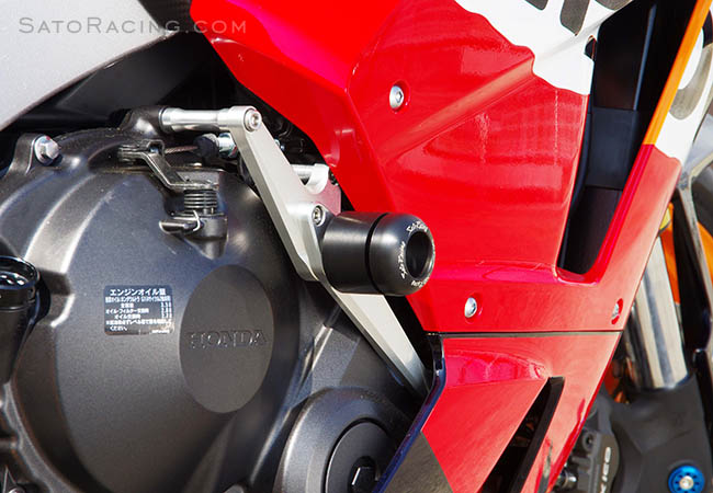 Sato Racing Honda CBR600RR '13 Engine Slider [R]-side