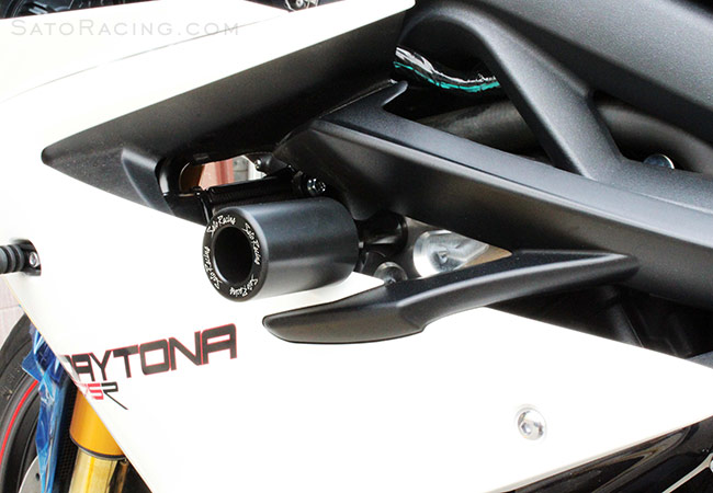 SATO RACING Frame Sliders (L side) on a 2013 Daytona 675R