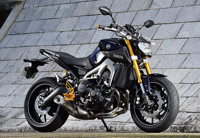 2014 Yamaha MT-09 with SATO RACING Rear Sets