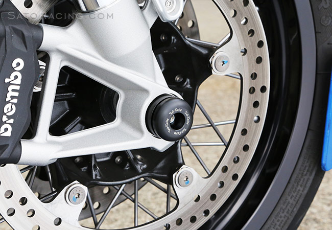 SATO RACING Front Axle Sliders for '14-'16 BMW R nineT