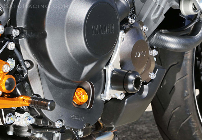 SATO RACING FZ-09/ XSR900 Engine Slider [R]