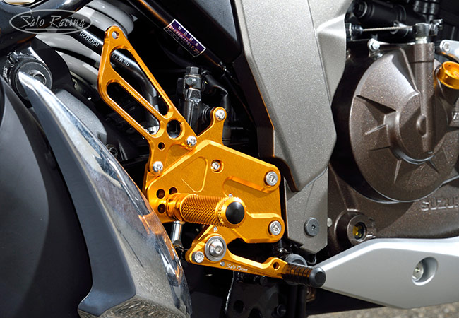 SATO RACING Suzuki Gixxer 250 Rear Sets in GOLD [R]-side