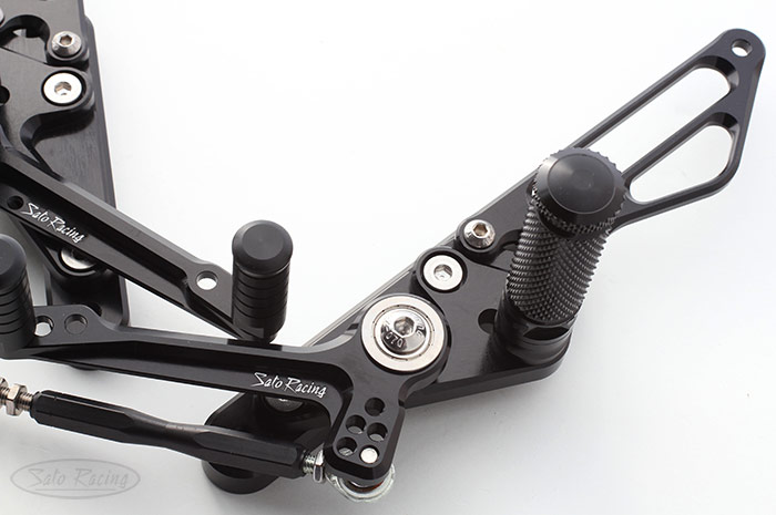 SATO RACING Kawasaki ZRX1200 DAEG Rear Sets in BLACK