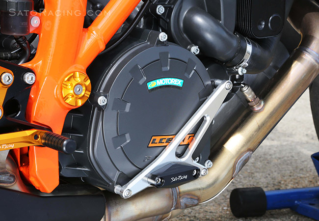 SATO RACING 1290 Super Duke Engine Slider [R]-side