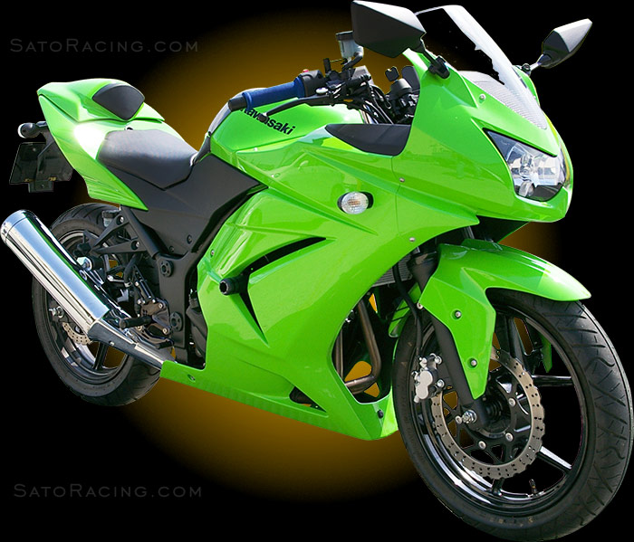 Kawasaki Ninja 250R with SATO Rear Sets