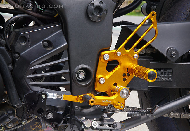 SATO RACING Rear Sets and Reverse Shift Kit on a Kawasaki Ninja 250R