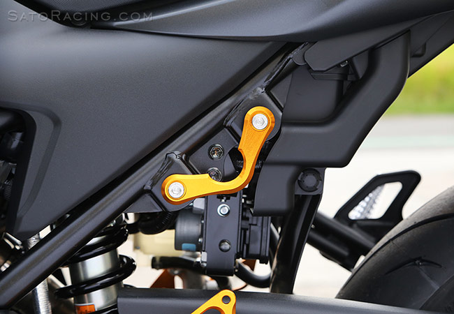 SATO RACING Racing Hook for 2016- Suzuki SV650