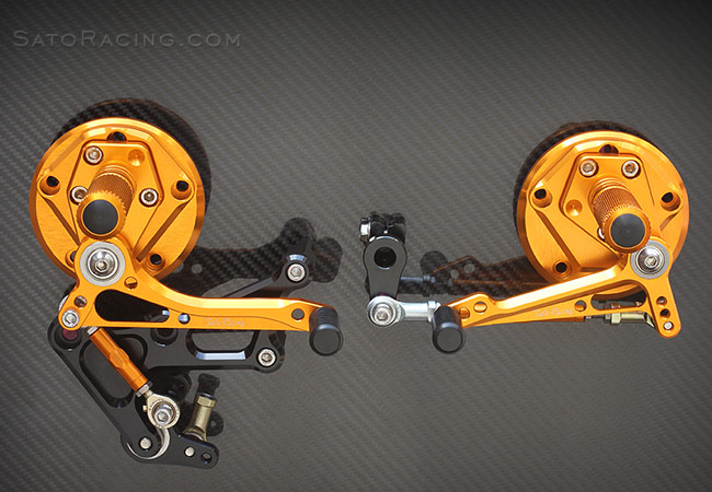 SATO RACING VMAX 1700 Rear Sets