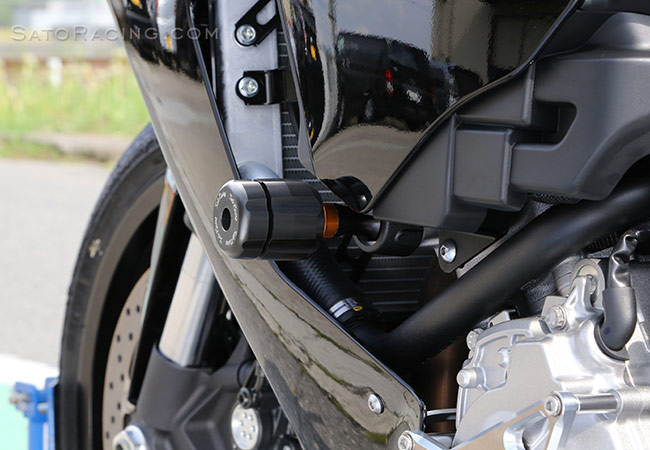 SATO RACING Frame Slider [R] for Yamaha R1 '15-'25