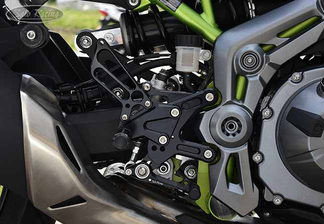 Color: Green Frames & Fittings for Kawasaki Z 900 Z900 2017 2018 2019 Motorcycle Accessories CNC Aluminum Footrest Rear Sets Adjustable Rearset Foot Pegs Green 